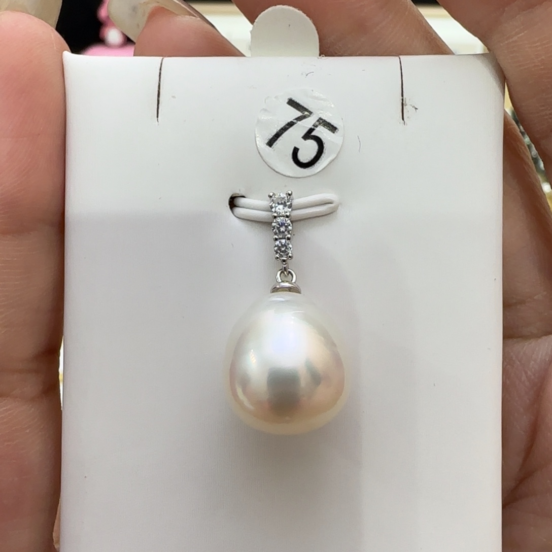 未镶嵌海水珍珠吊坠