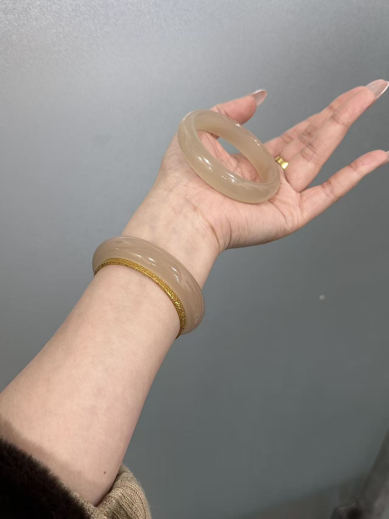 店铺销量前几（-冰藕粉）门店现货居家饰品摆件藕粉手镯条宽13mm