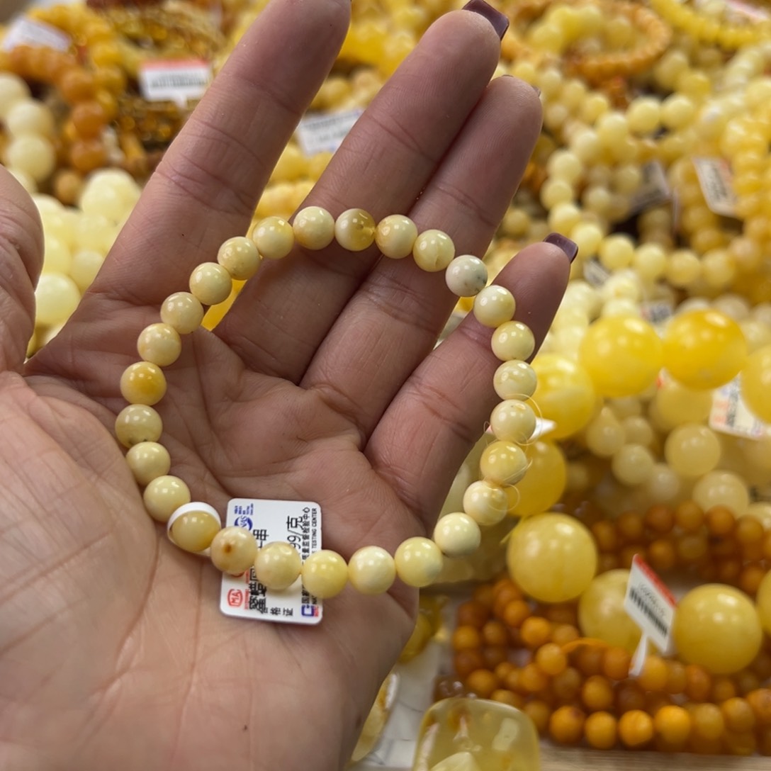 琥珀珠宝奇石未镶嵌