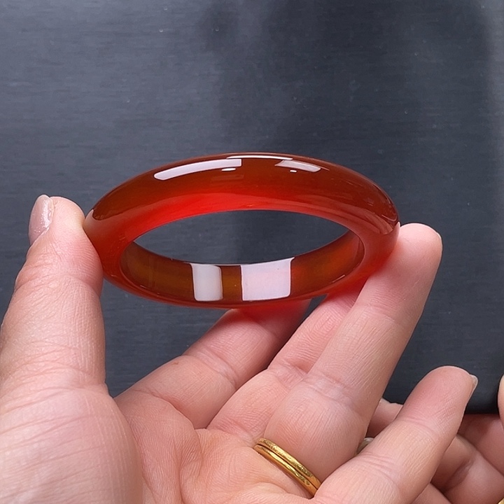 玛瑙/玉髓未镶嵌手镯55.1