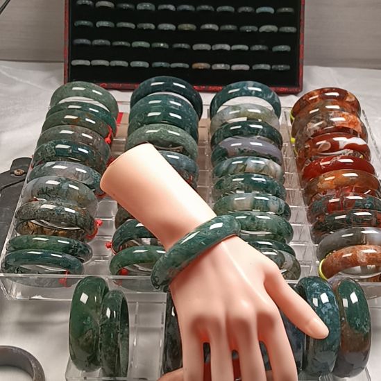 玛瑙/玉髓未镶嵌手镯