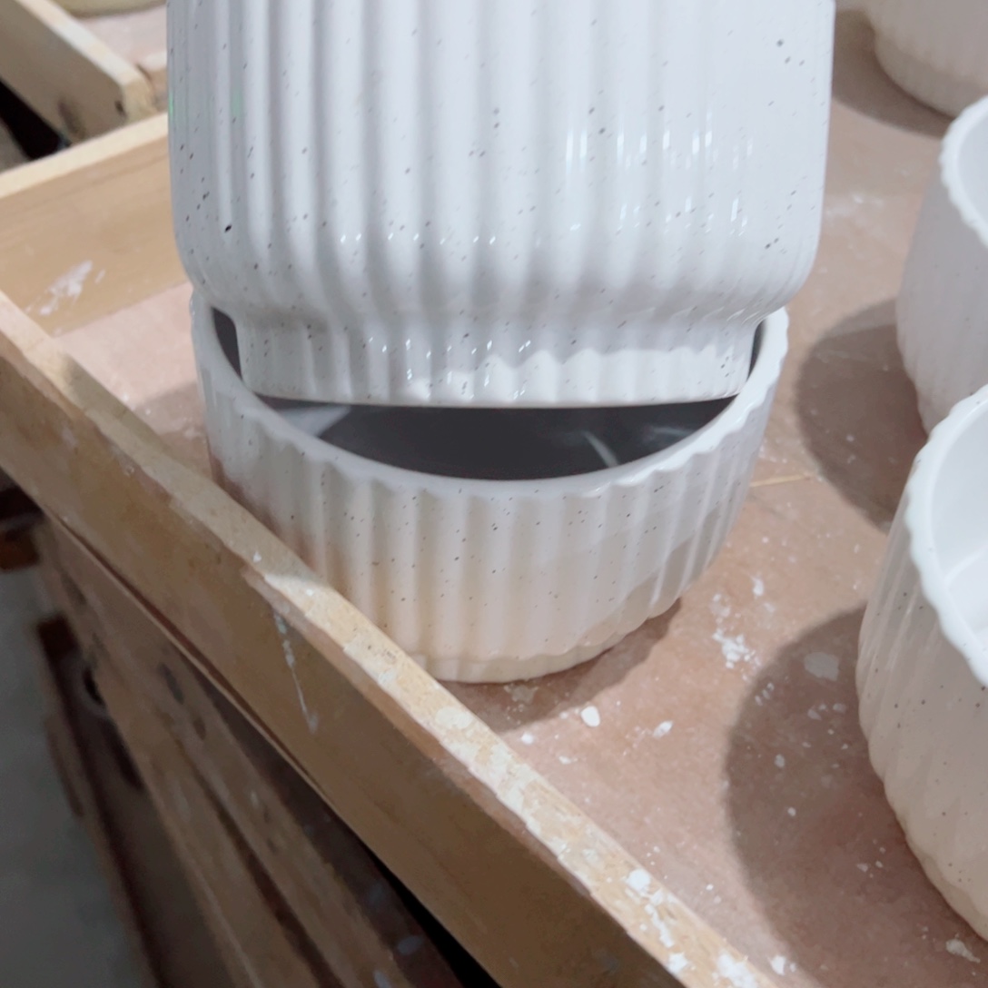 有孔，陶瓷花盆满10米包邮发货