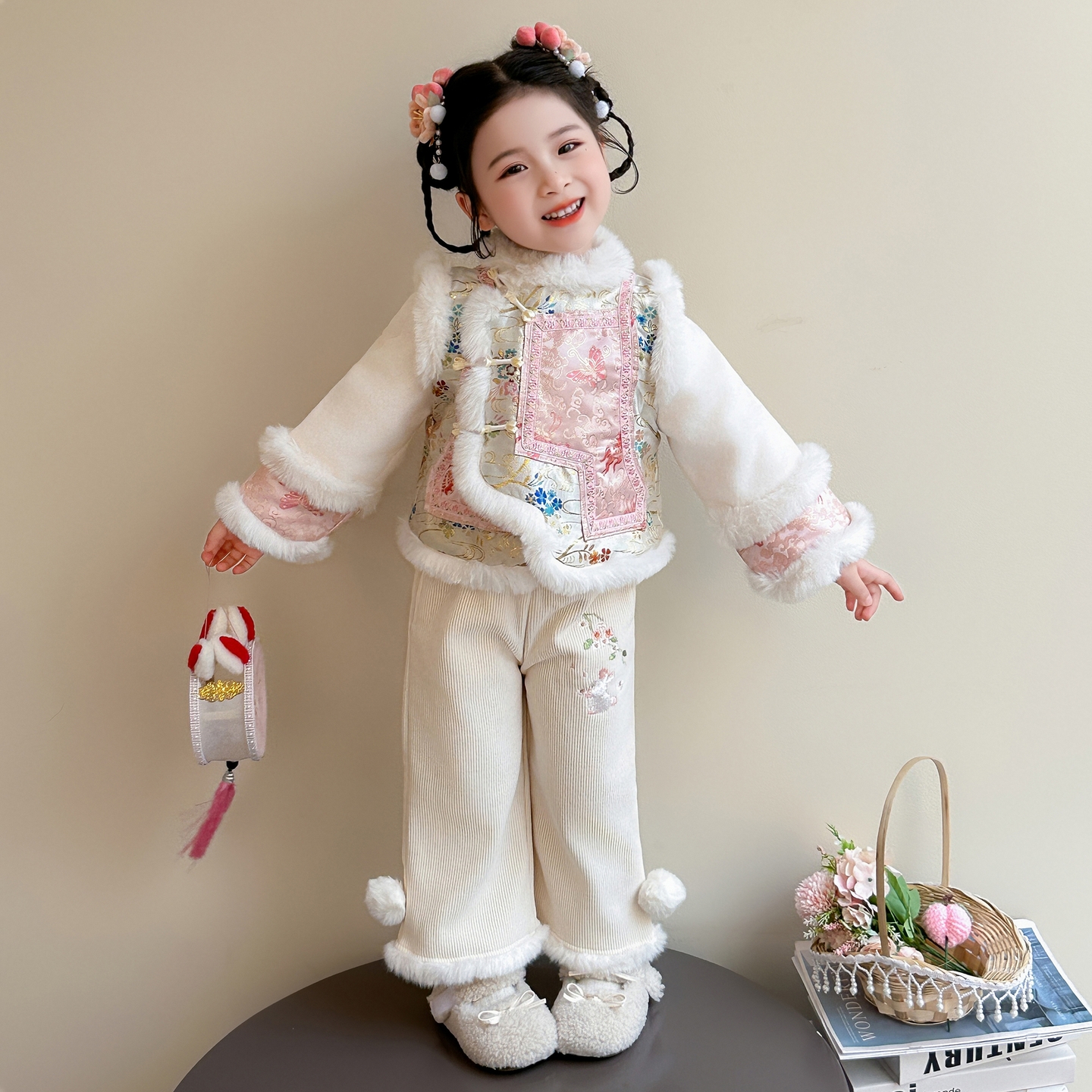 女童洋气拜年服汉服冬季儿童中国风唐装加厚套装宝宝中式喜庆礼服