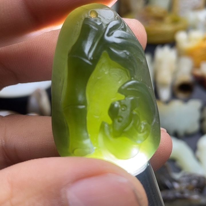 颈饰未镶嵌和田玉