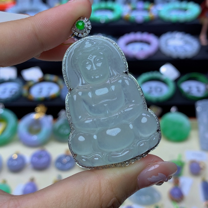 18K金镶嵌翡翠手链翡翠