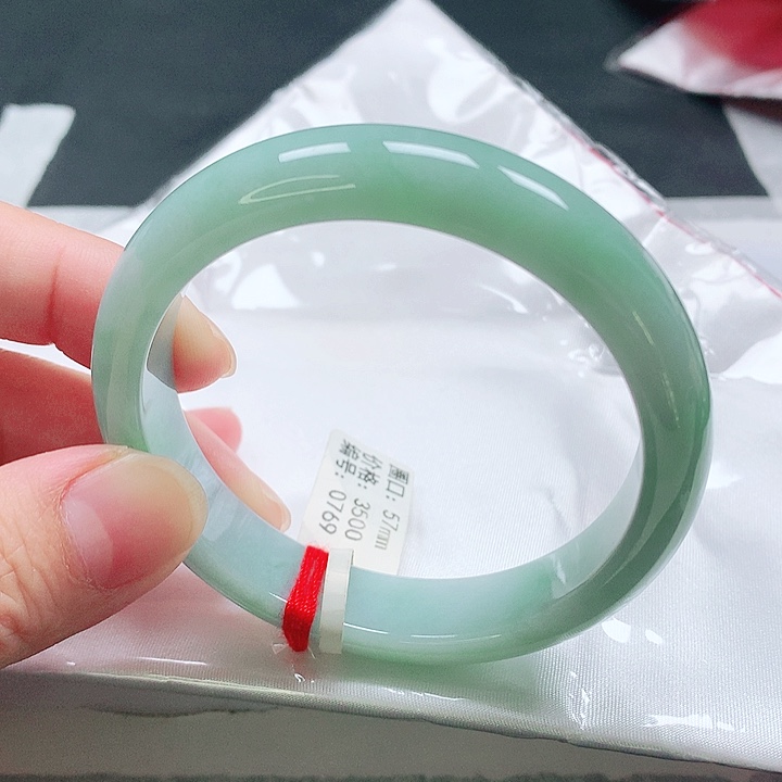 翡翠未镶嵌手镯手镯57