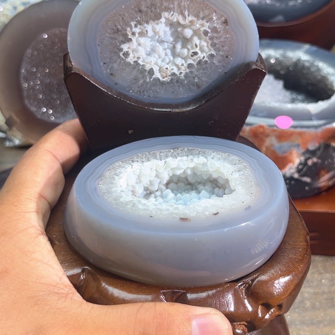 未镶嵌水晶大型摆件（非配饰）哥*恩