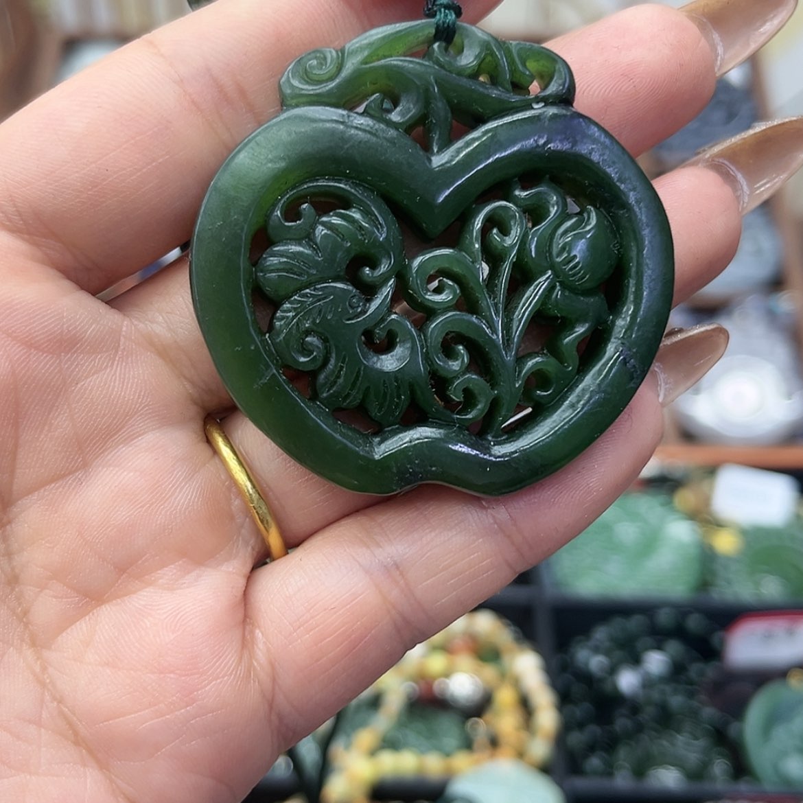 【闪购商品】透闪石-蛇纹石玉吊坠银S925镶嵌