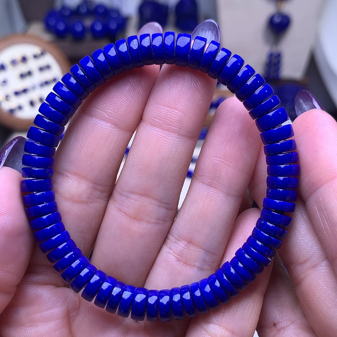 青金石未镶嵌7.8m精品