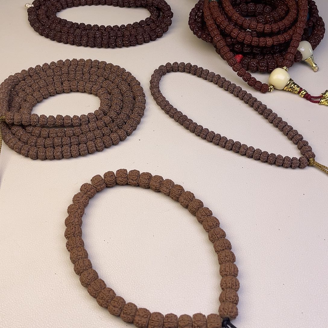 金刚菩提吊坠梅花龙切