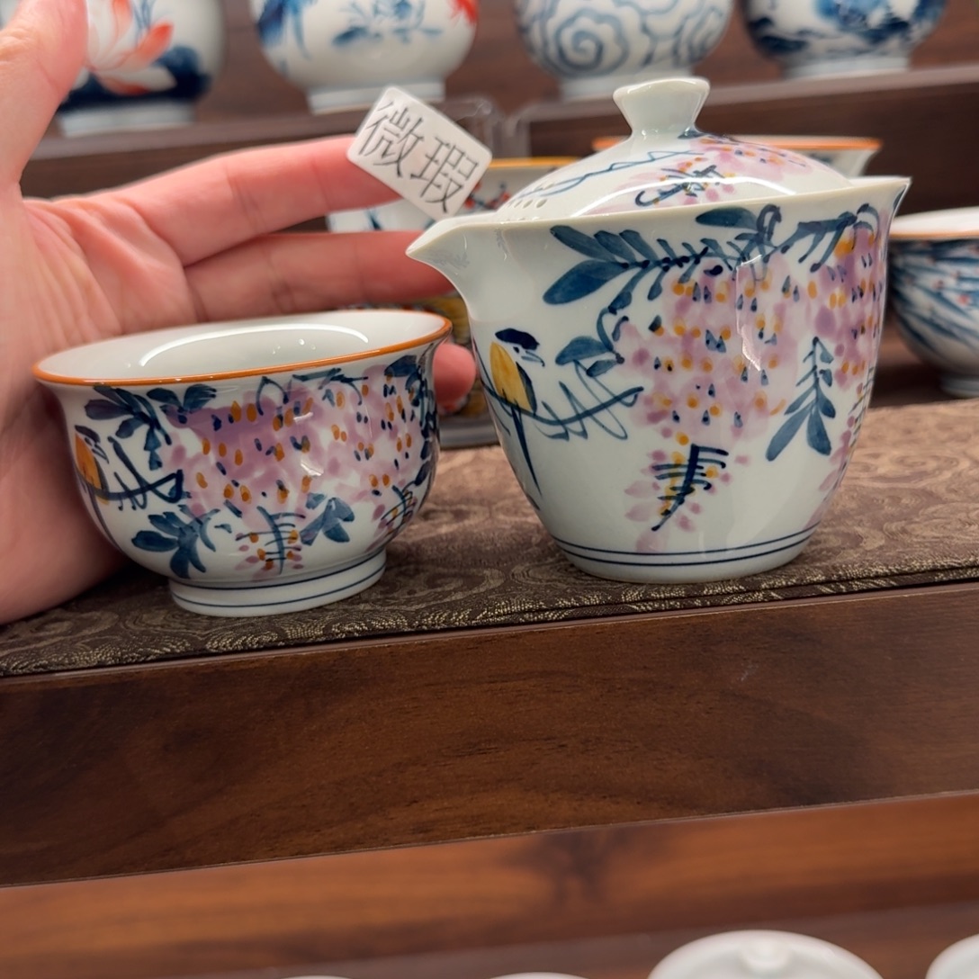 釉下手绘茶具微瑕