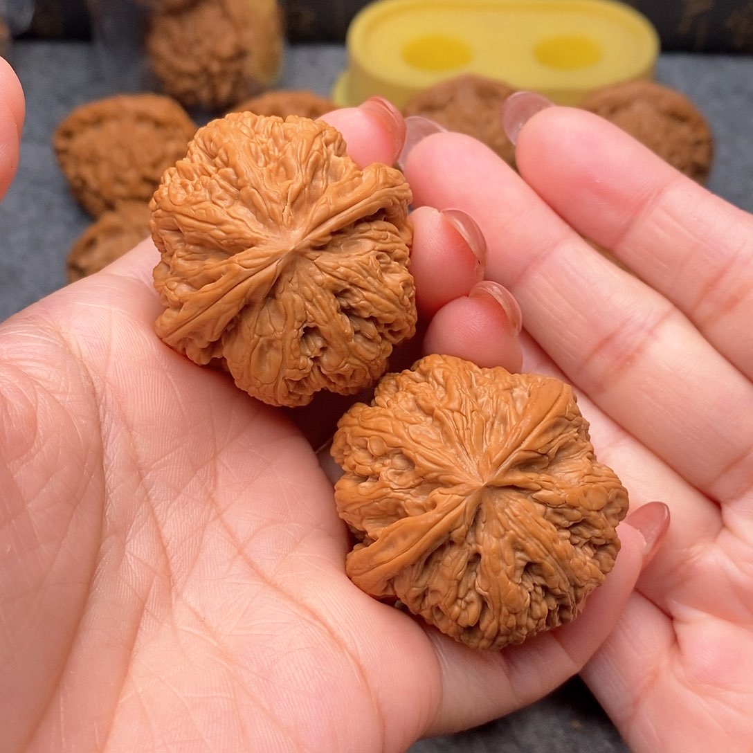 文玩核桃把件精品大粗筋42全品