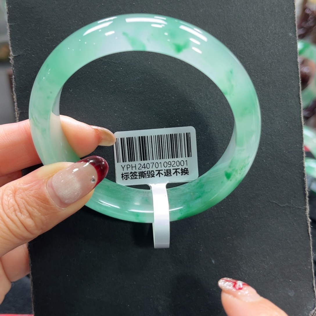 石英质玉手镯未镶嵌椒*➕小玥57