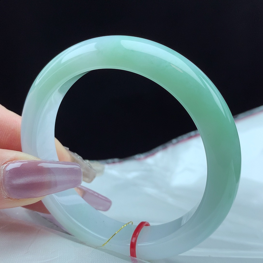 翡翠手镯未镶嵌54圈2174