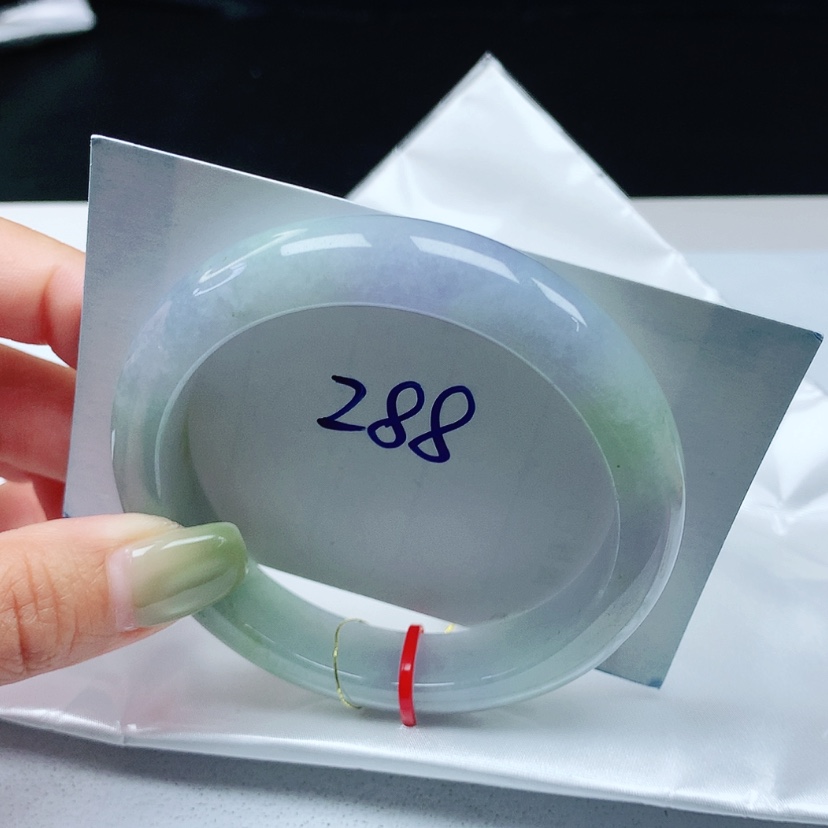 【闪购商品】翡翠未镶嵌手镯 正圈58+