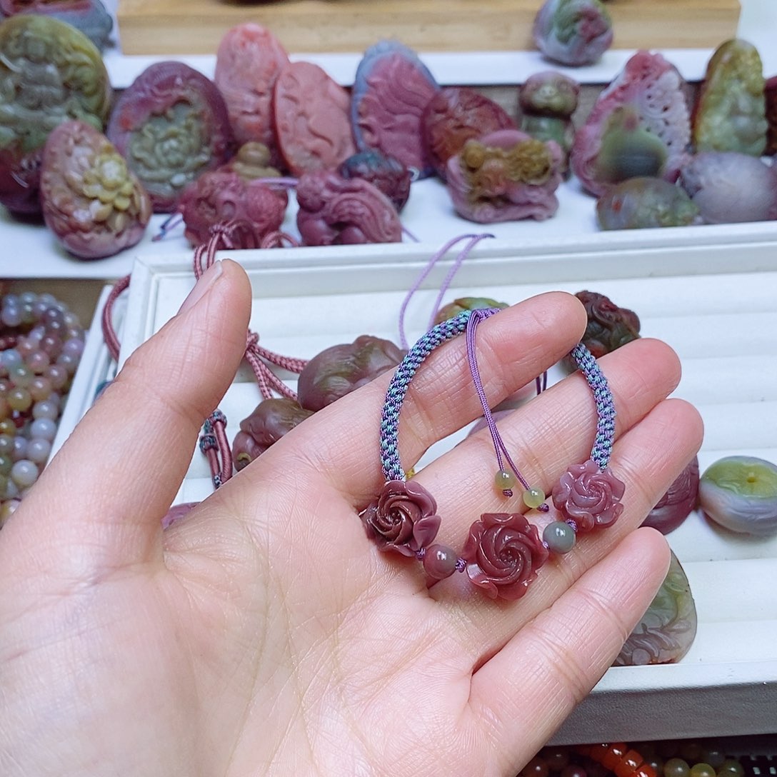 玛瑙/玉髓盐源玛瑙手链未镶嵌