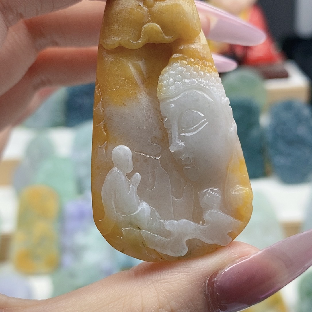 翡翠未镶嵌颈饰翡翠
