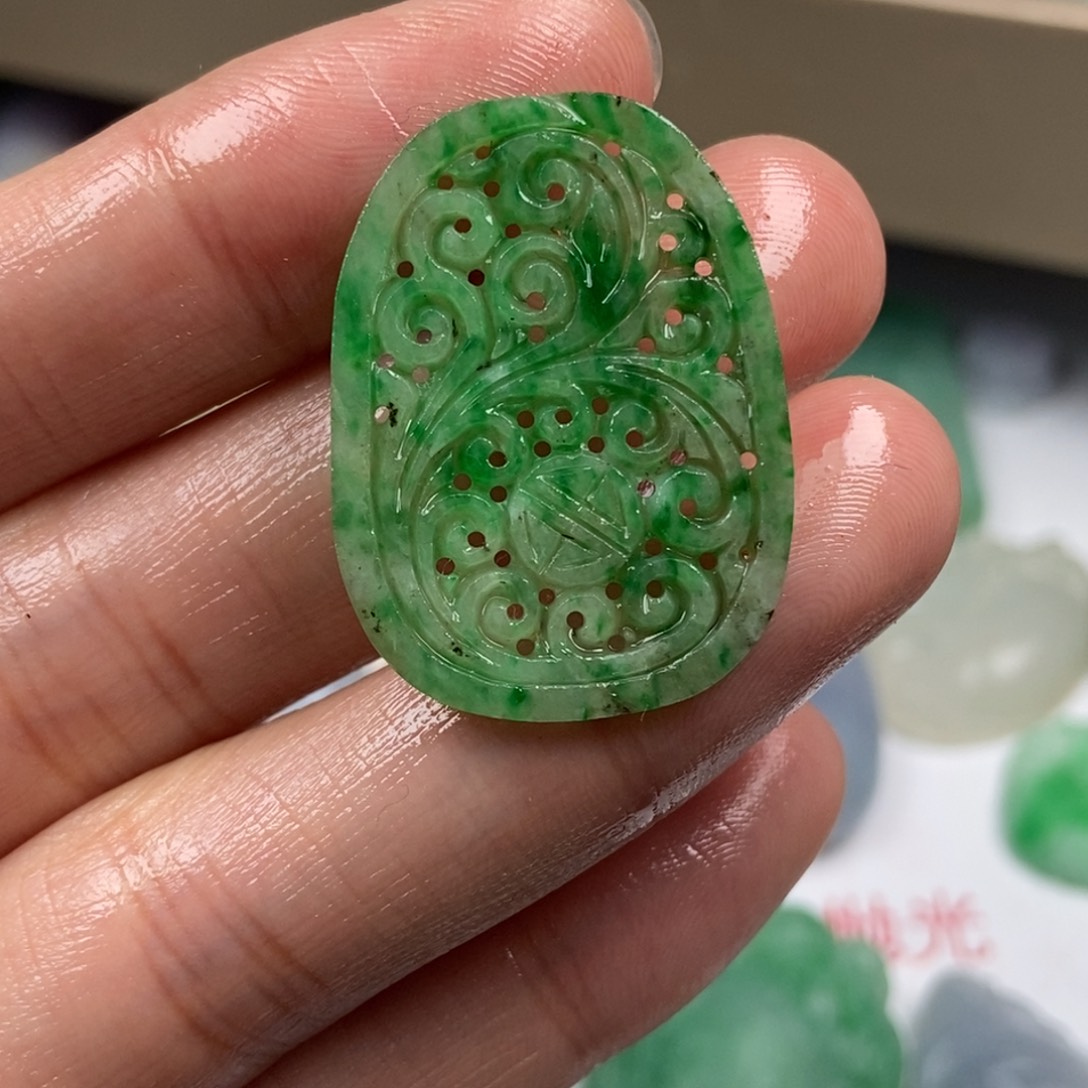 定制翡翠未镶嵌翡翠