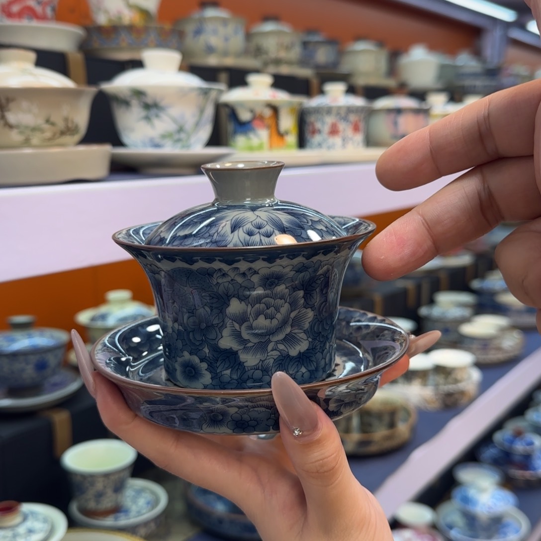 我在外面吃饭呢你在哪了我在