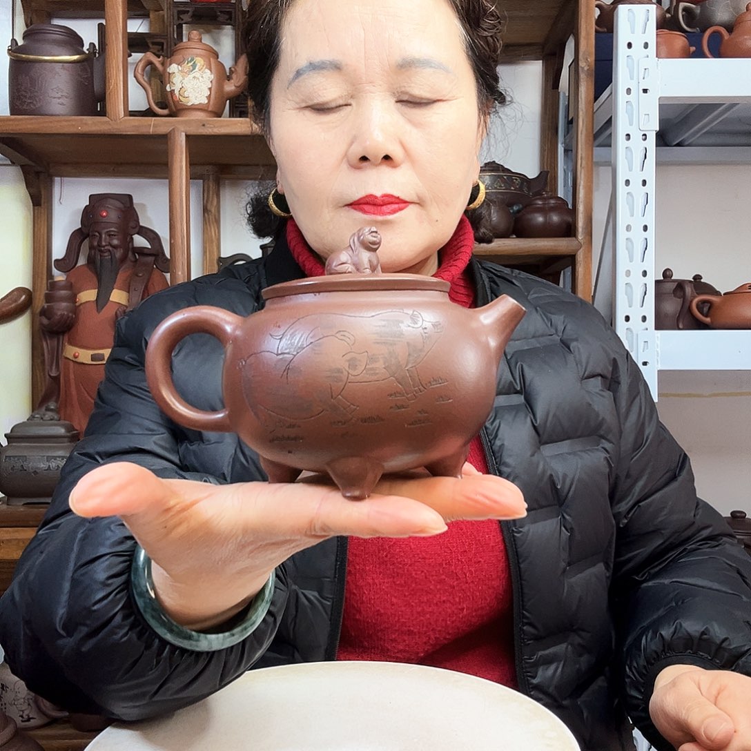 紫砂茶壶哈*紫砂壶泡茶喝起来