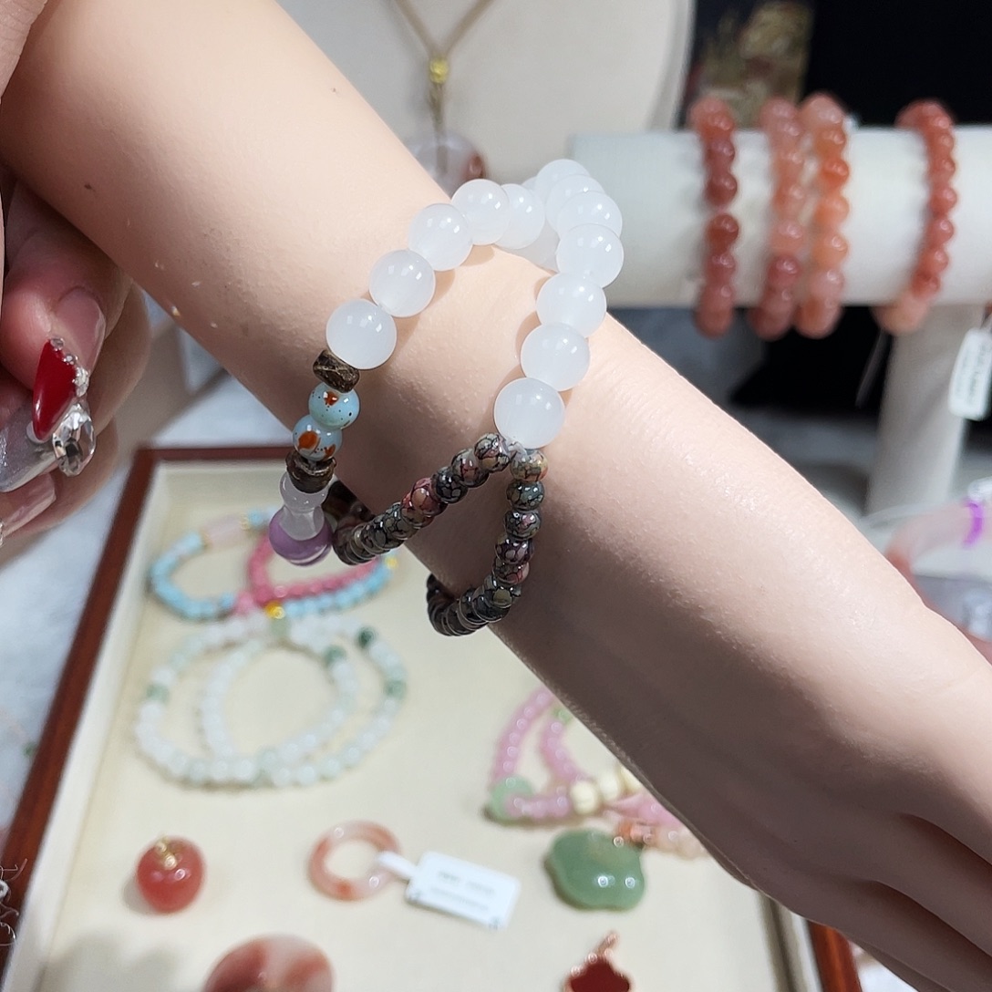 石英质玉未镶嵌手镯