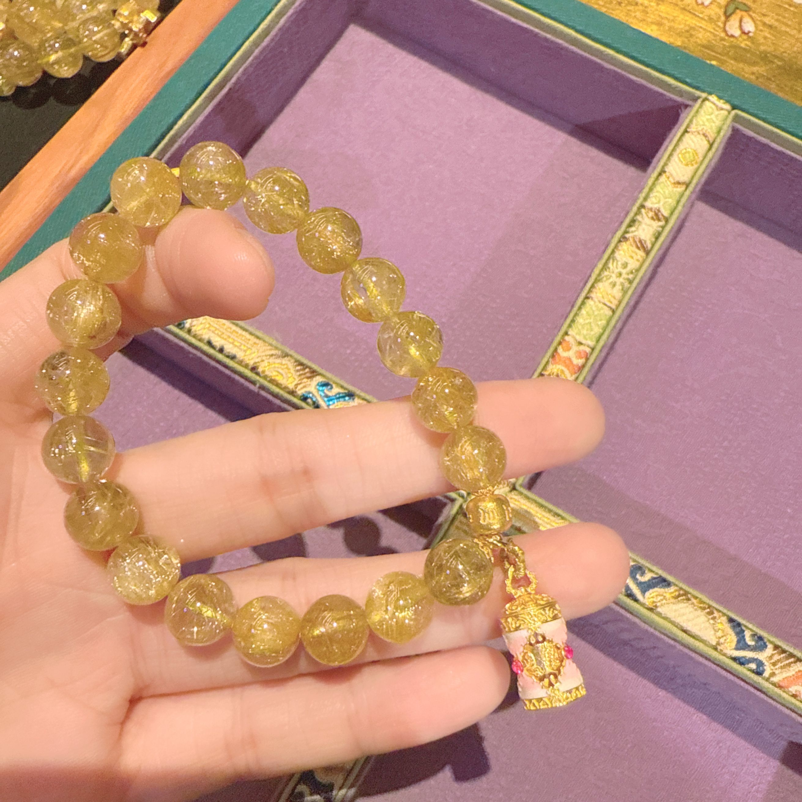 A34未镶嵌金发晶手串5215