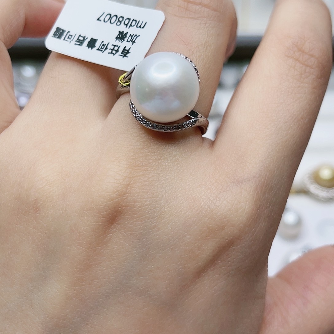 淡水珍珠颈饰未镶嵌