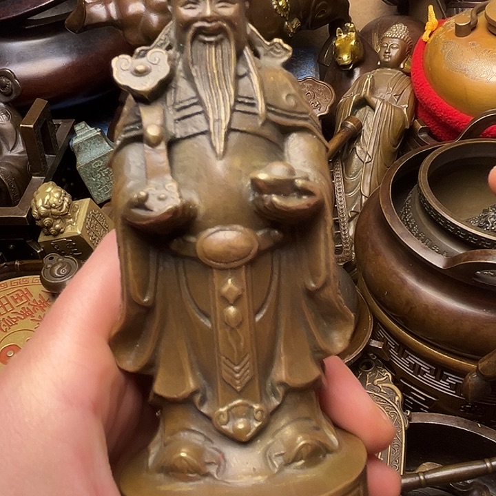 精美铜器批发档口