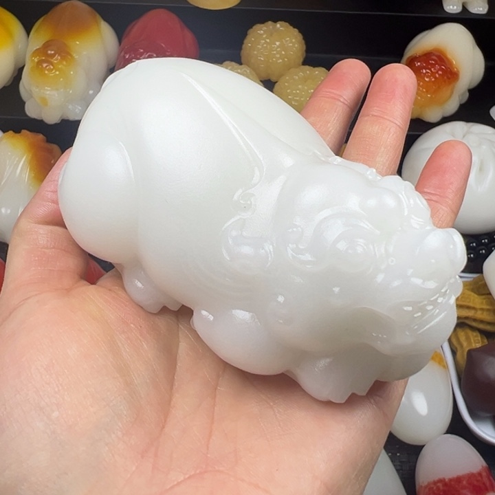 新疆戈壁五彩石金丝