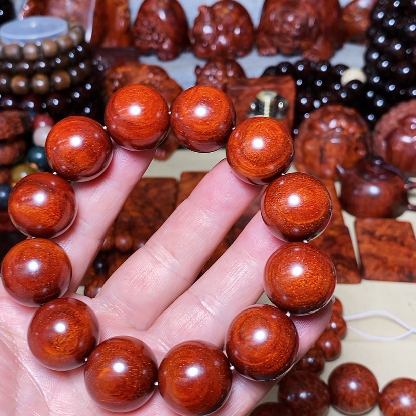 【闪购商品】檀香紫檀（小叶紫檀）