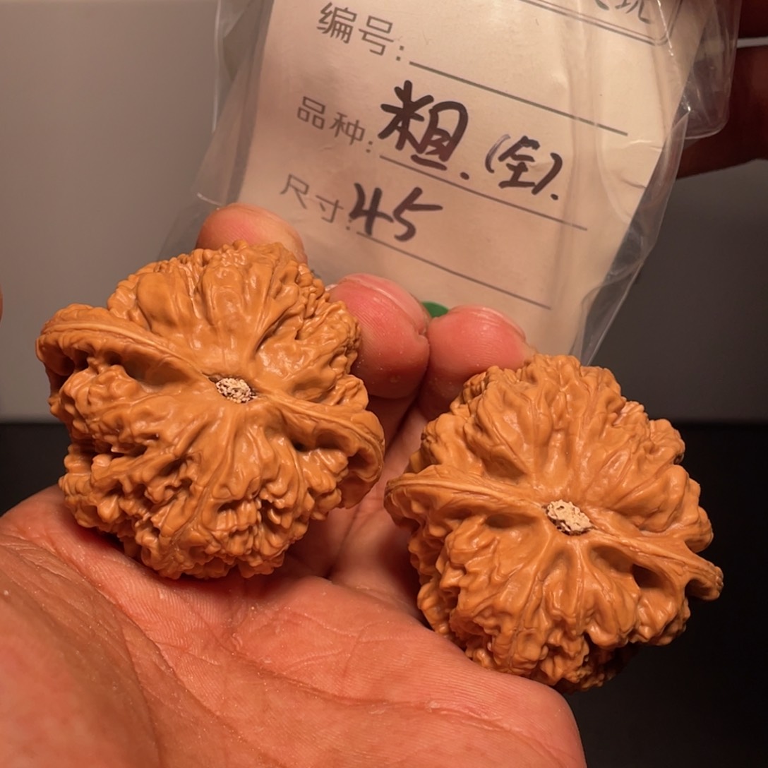 文玩核桃吊坠文玩核桃
