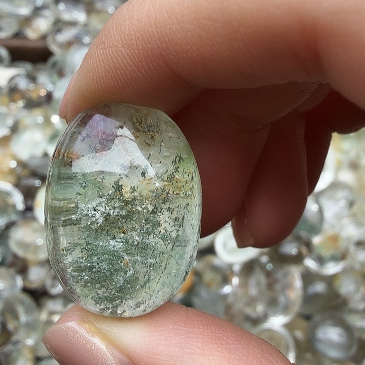 多***金水晶未镶嵌珠宝半成品