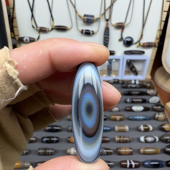 小***哥玛瑙/玉髓合金颈饰