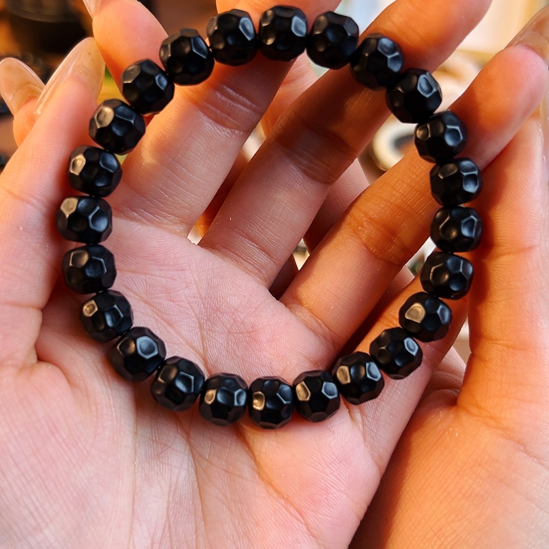 和田玉未镶嵌手串