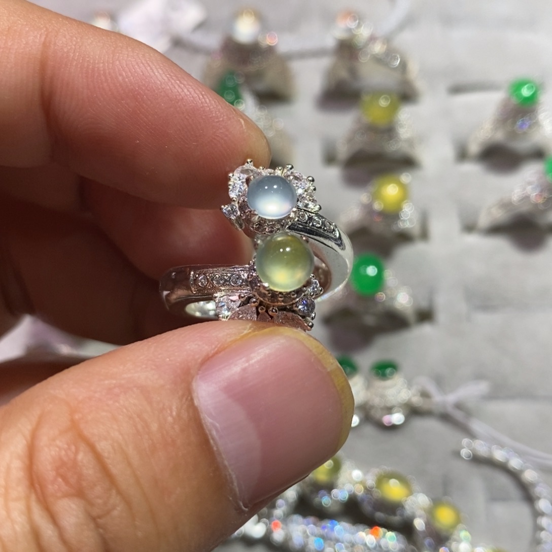 定制翡翠未镶嵌高冰6mm