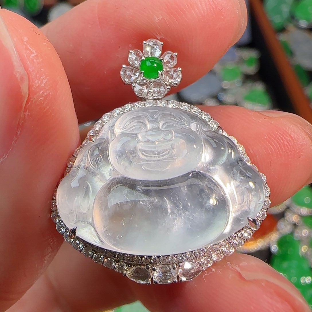 翡翠颈饰18K金镶嵌高冰玻佛公