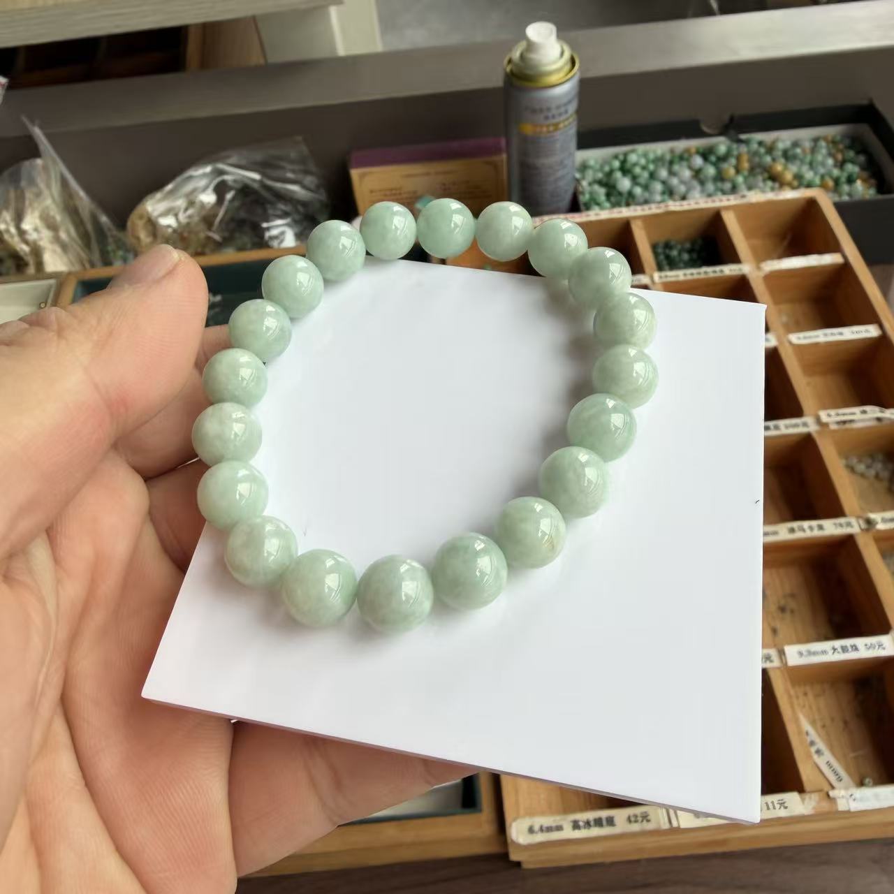 卡10.3自然光背光缅A翡翠豆绿整条