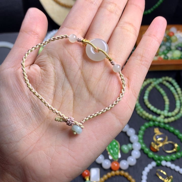 和田玉手链未镶嵌