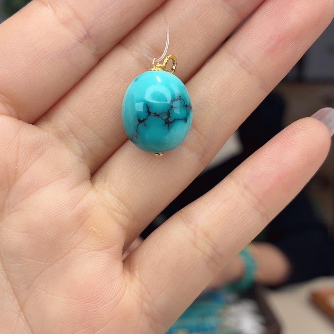 绿松石18K金镶嵌颈饰