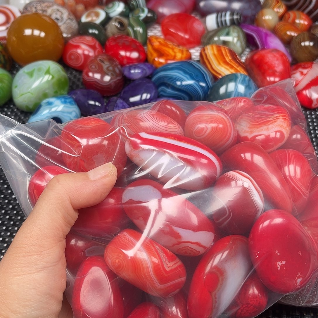 平***生玛瑙/玉髓未镶嵌珠宝奇石