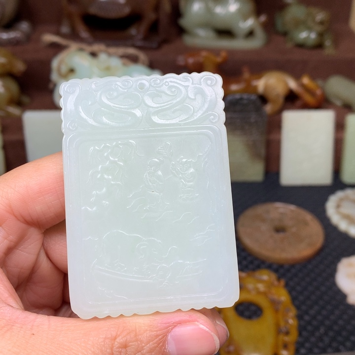 和田玉挂件未镶嵌行****)