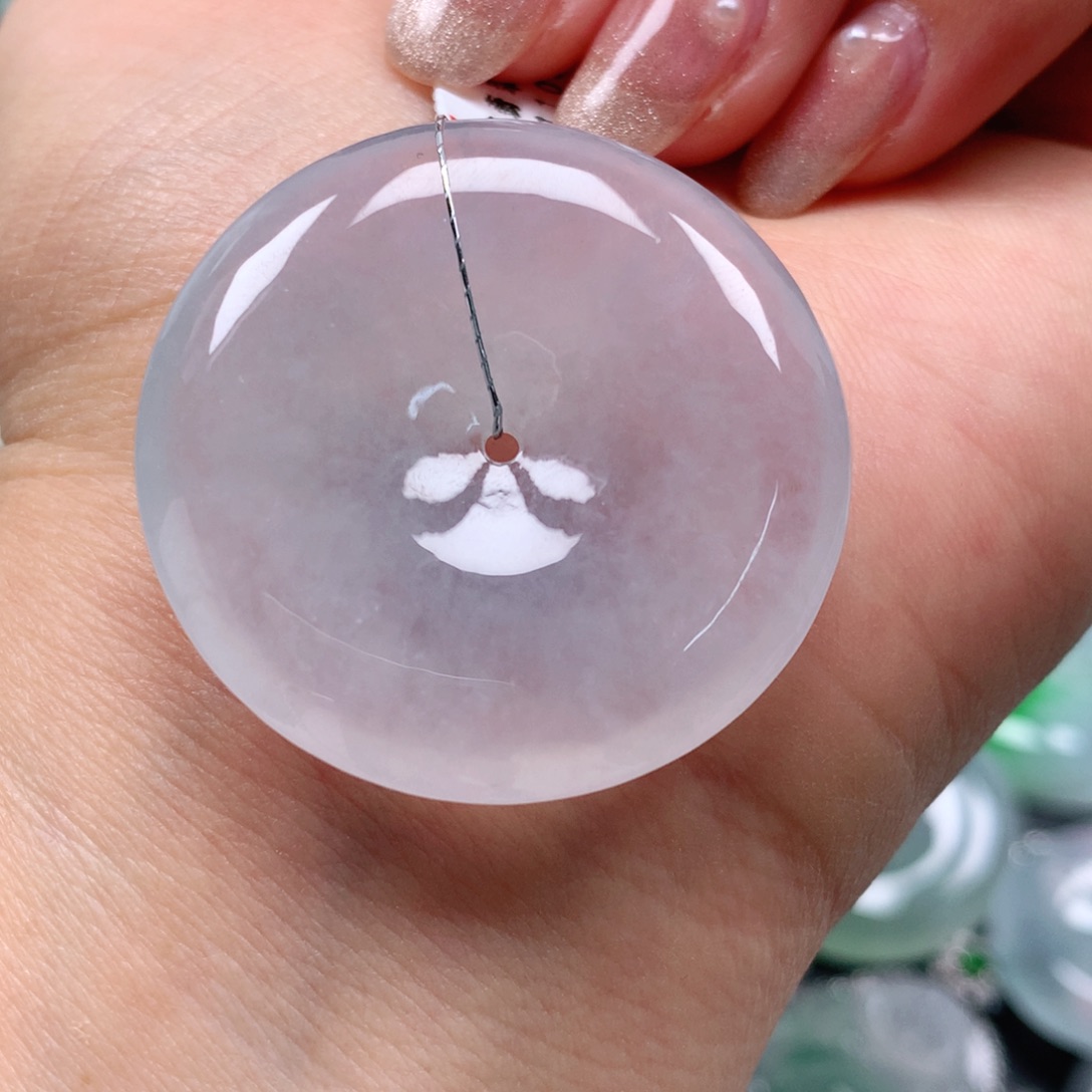 翡翠颈饰未镶嵌天然翡翠