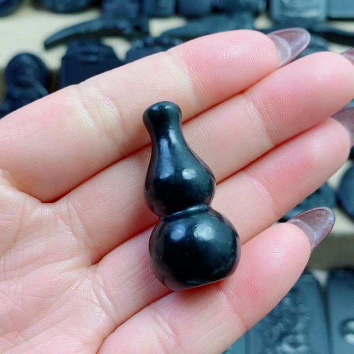 和田玉（青玉）颈饰未镶嵌