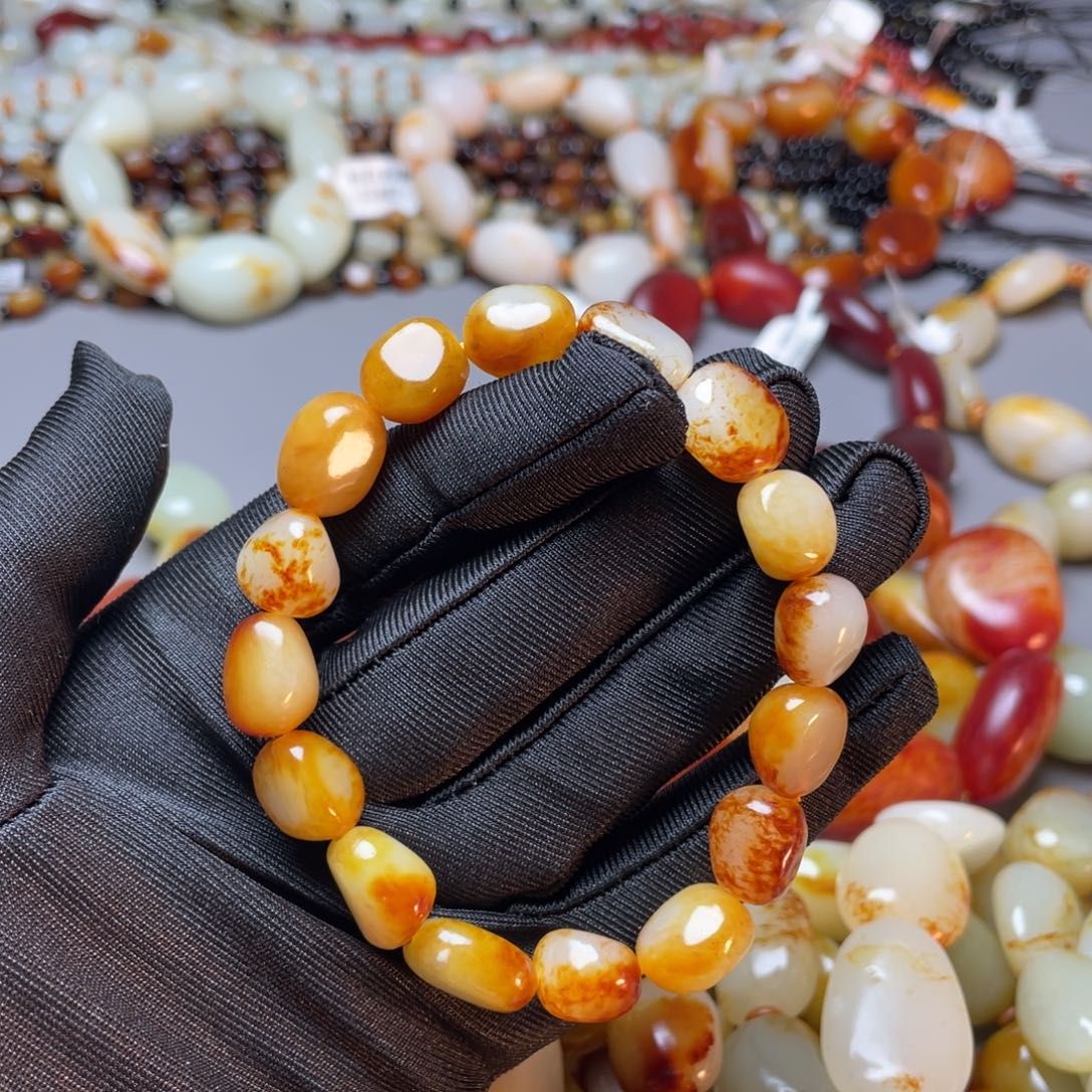 薰***森和田玉未镶嵌手链