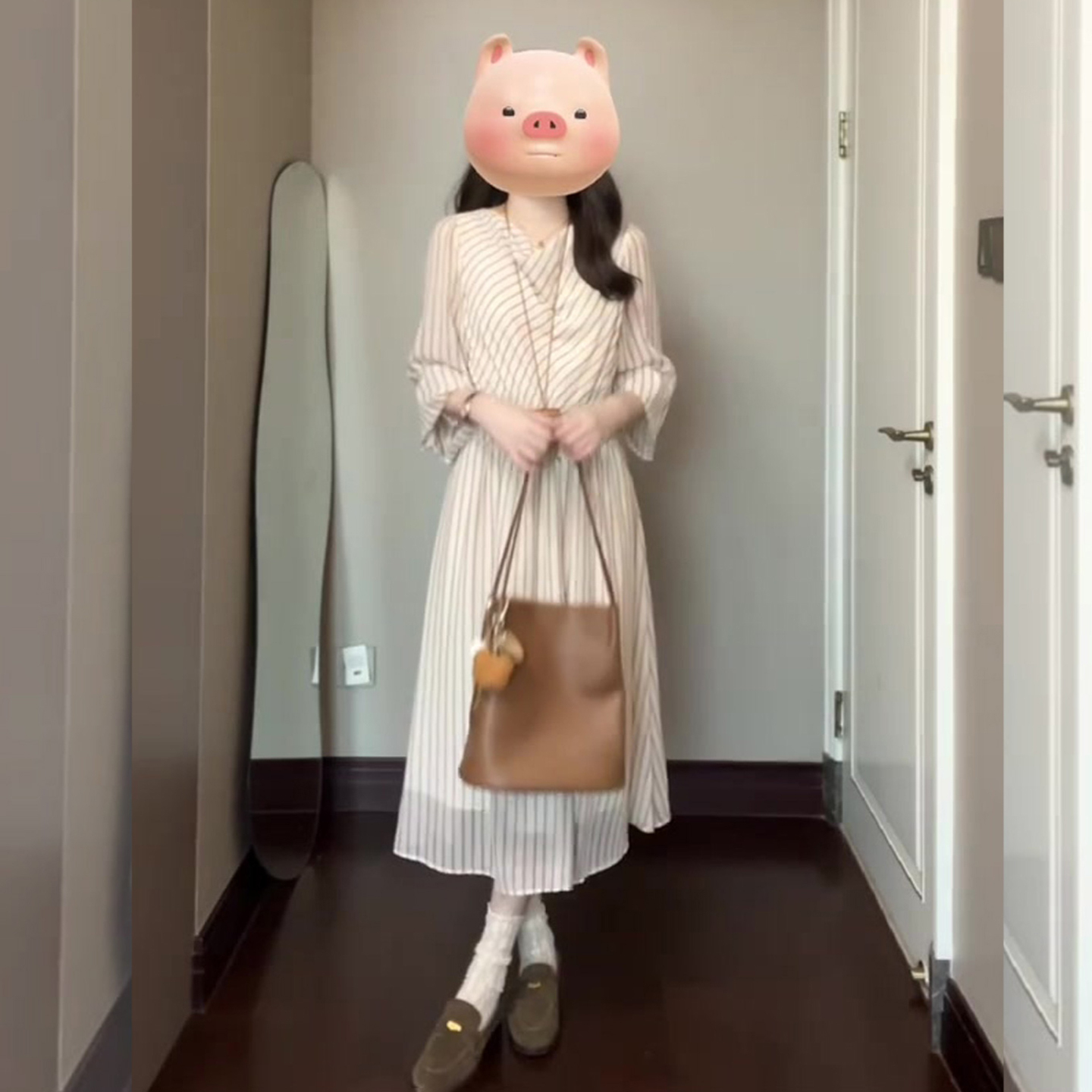 早秋韩系穿搭高级感长袖连衣裙子女2025荡领条纹气质收腰长裙7504