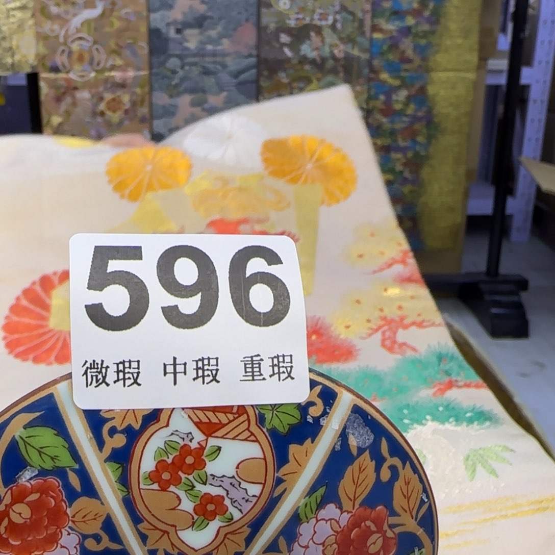 手工艺品琉璃?小雨