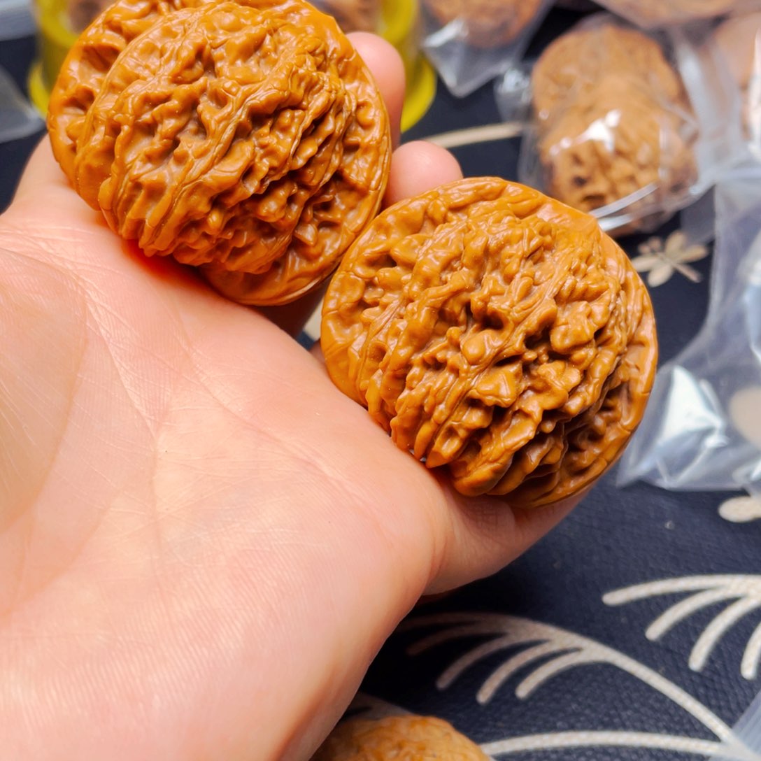 吊坠文玩核桃楼子一对