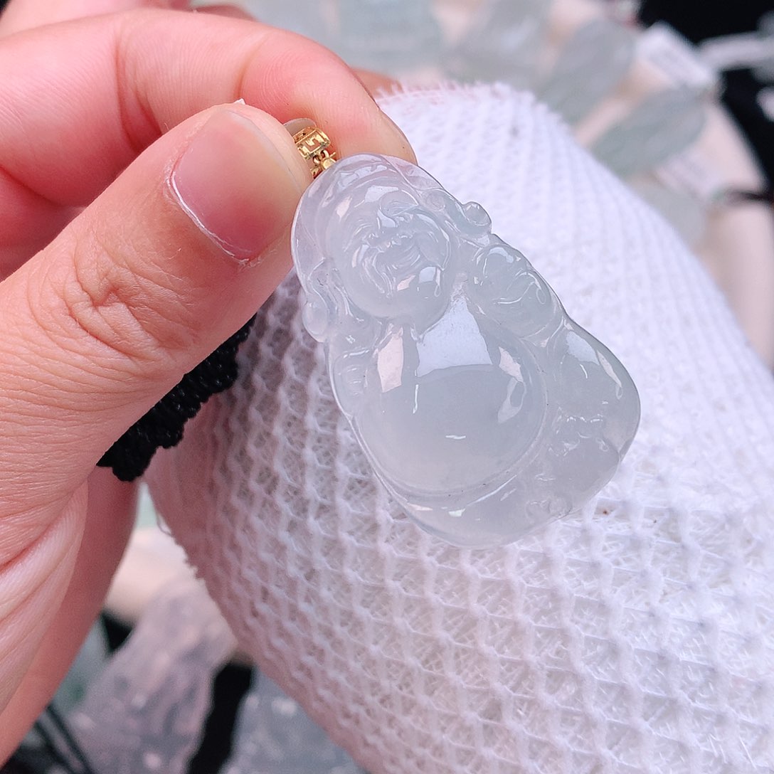 翡翠颈饰18K金镶嵌冰胶财神爷