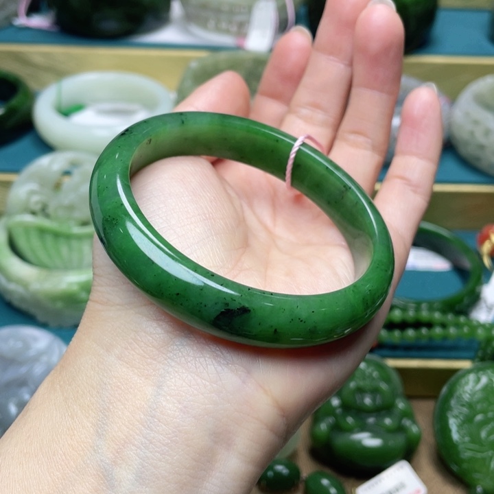 和田玉手镯58圈口 编号59未镶嵌金*