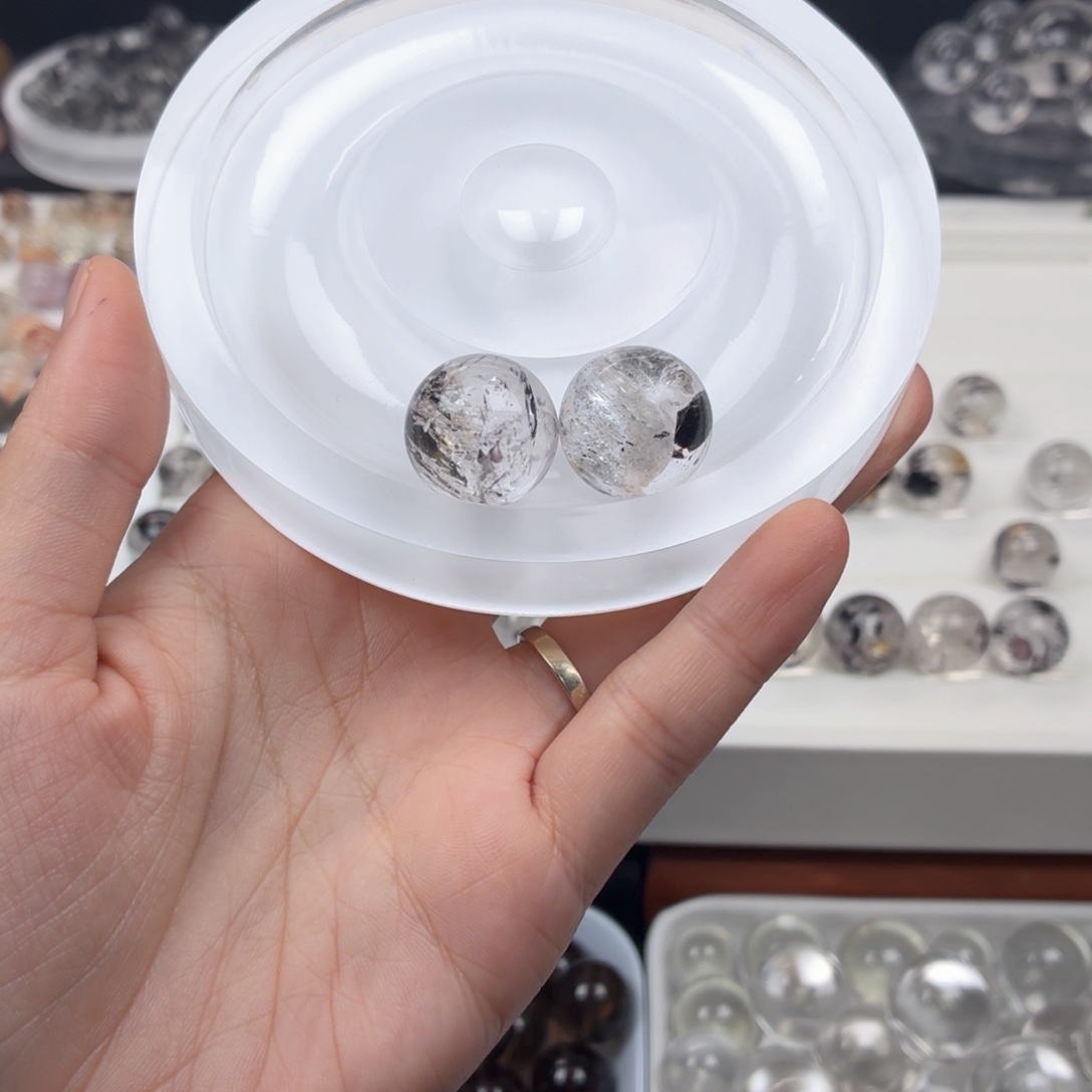 用***8吊坠(不含链)水晶未镶嵌